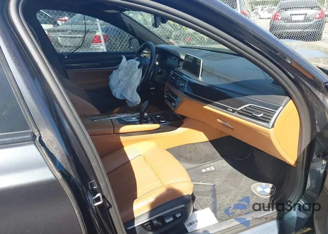 2017 BMW 740I из США, поврежденный, VIN WBA7E2C59HG739421